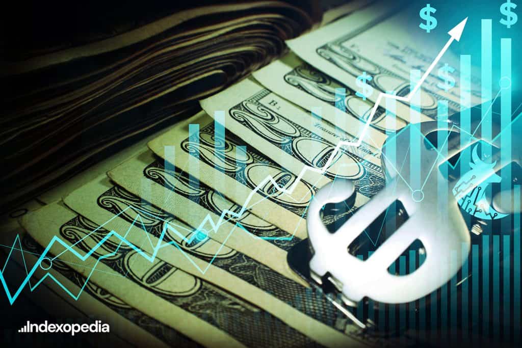How Do Fund Portfolio Managers Decide When to Distribute Capital Gains or Dividends